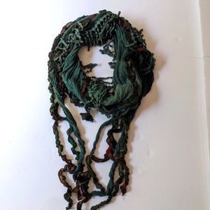 Green textured scarf